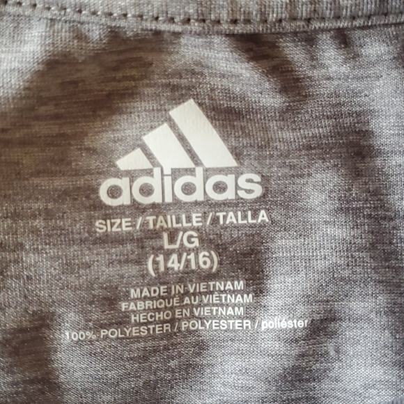 EUC Adidas boys tee size large 14/16 gray black - Picture 4 of 4
